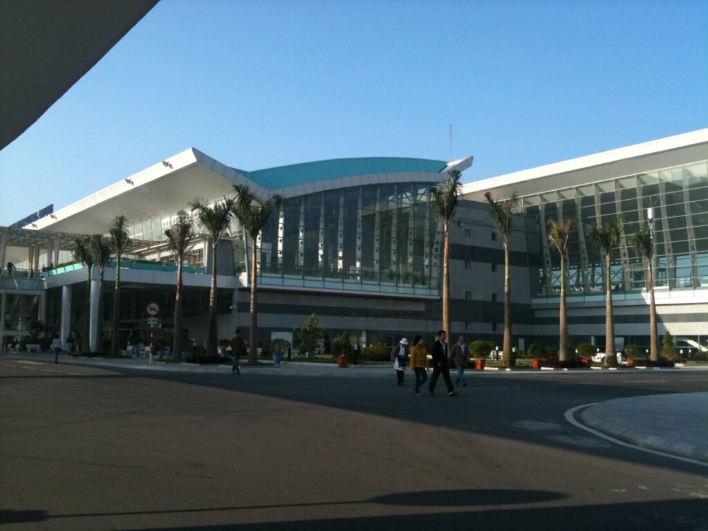 다낭국제공항 (CC BY-SA 3.0, Wikimedia Commons)