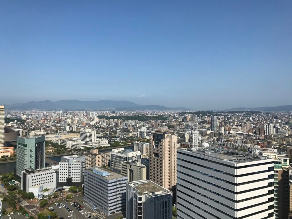 후쿠오카타워에서 본 시내 전경 (CC BY-SA 4.0)