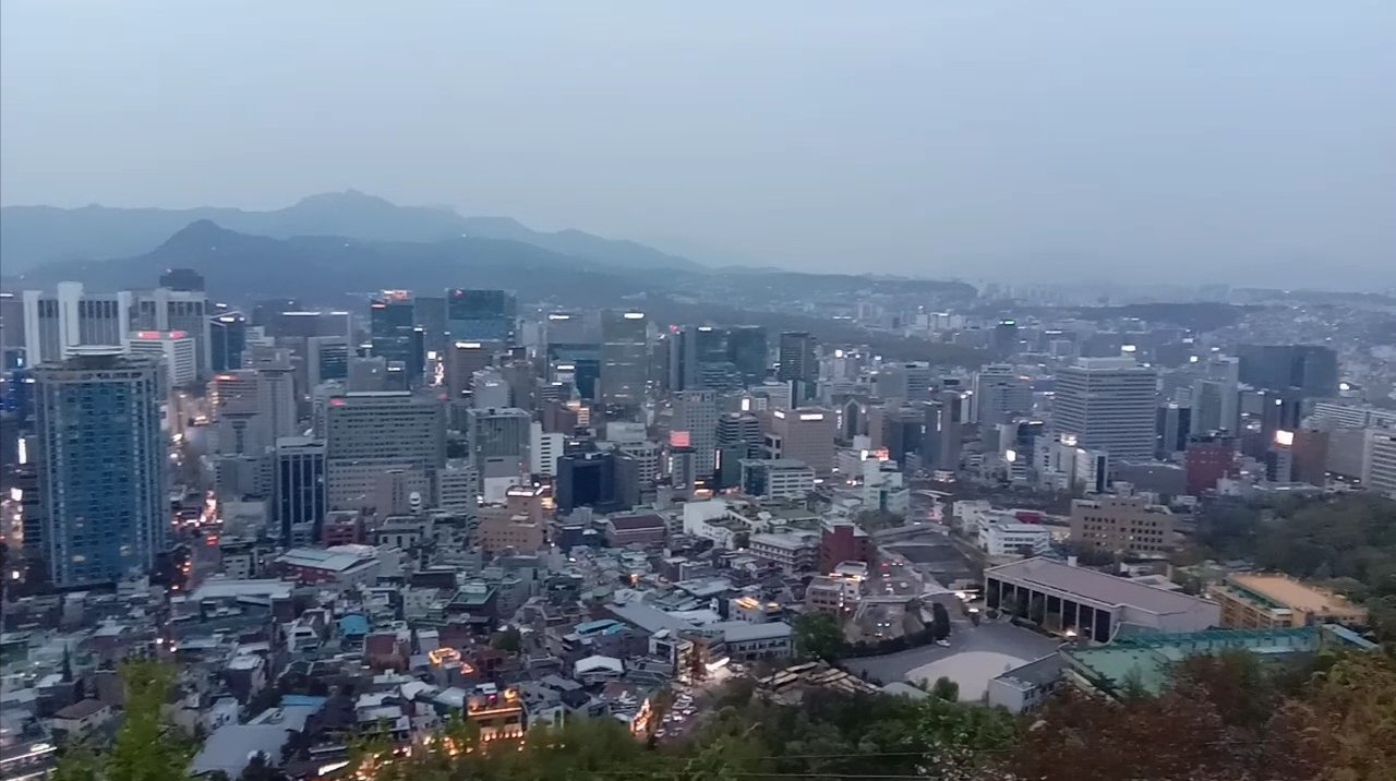 Seoul city at night